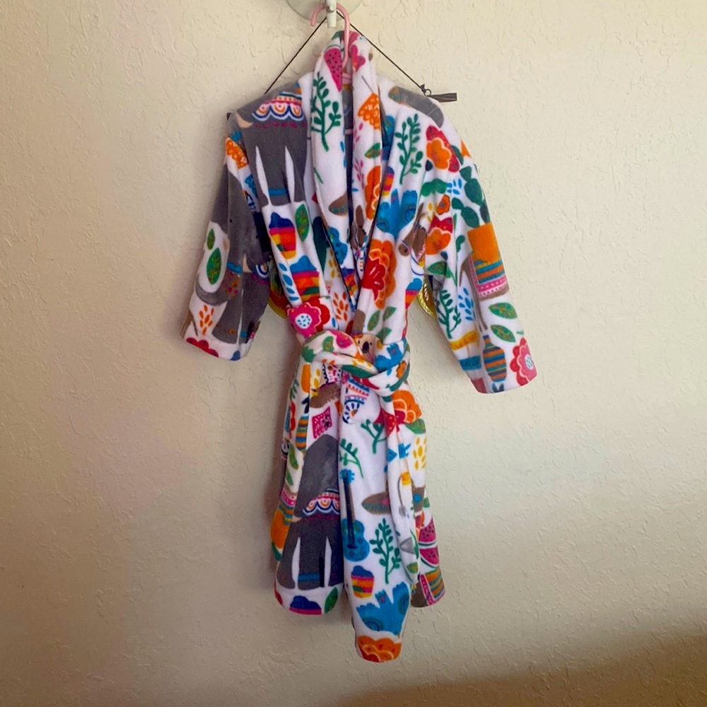 Kids fleece robe size 4/5